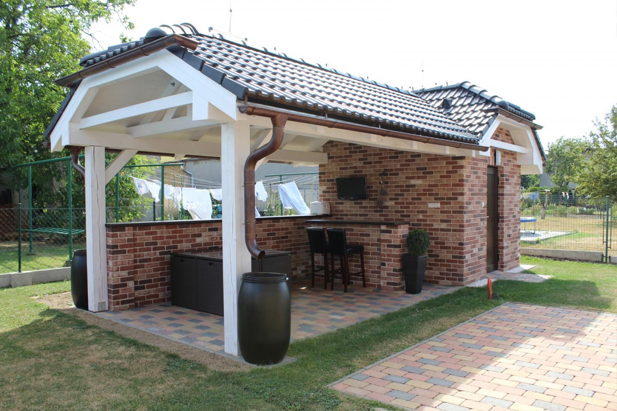 pergola z lícových cihel Barok