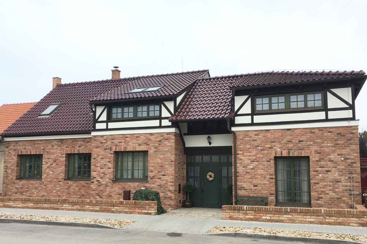 obkladové pásky Renaissance na venkovském domě