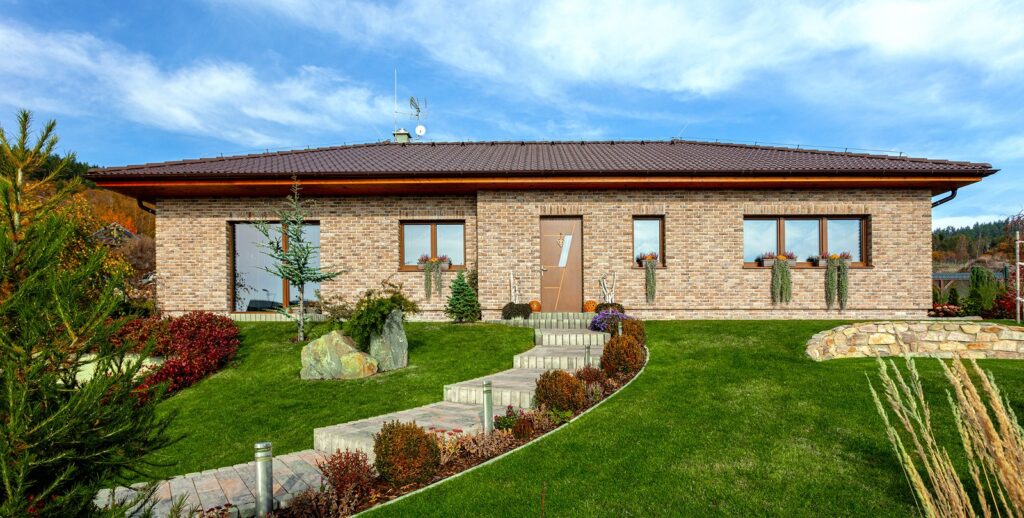 Bungalov s cihlovou fasádou