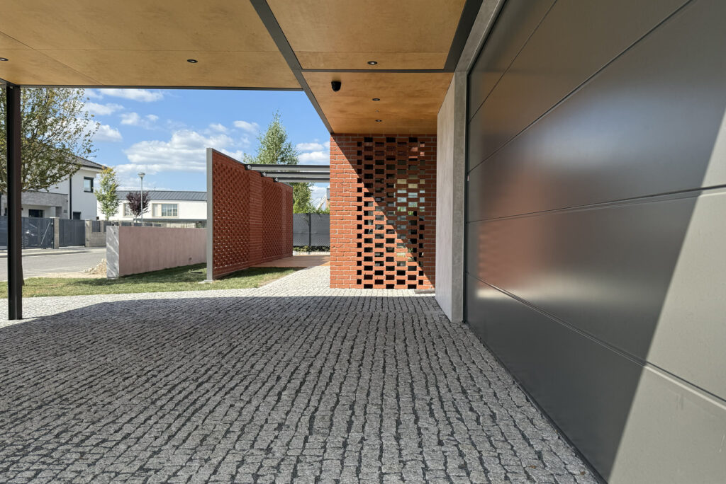 Kombinace použitých materiálů