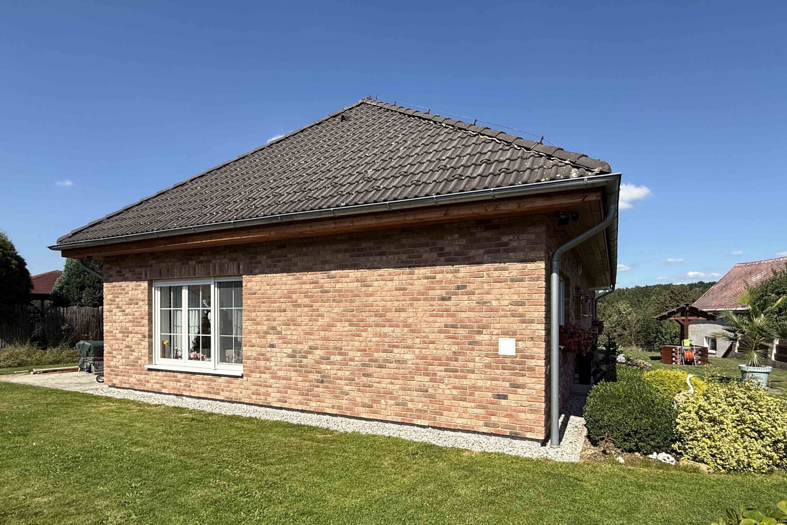 Bungalov s cihlovými pásky Renaissance
